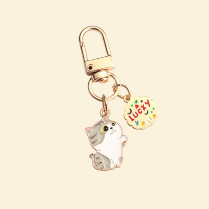 Lucky Charm｜Cat Pendant