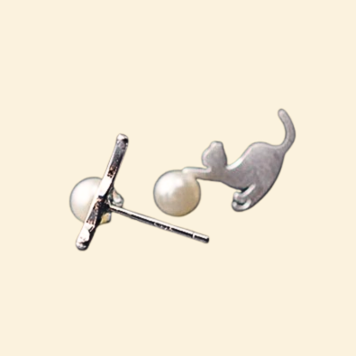 Playful Duo｜Cat Earrings